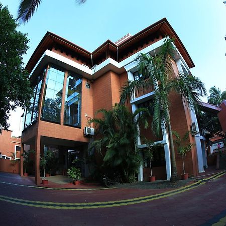 Capital O 46475 Gd International Redfort Hotel Nilambur Luaran gambar