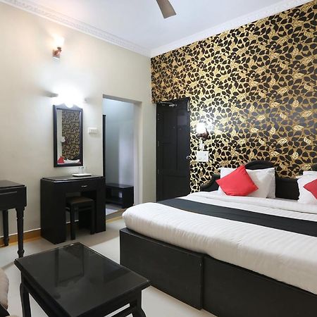 Capital O 46475 Gd International Redfort Hotel Nilambur Luaran gambar