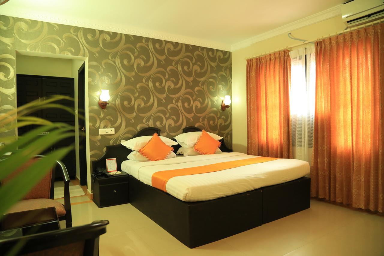 Capital O 46475 Gd International Redfort Hotel Nilambur Luaran gambar