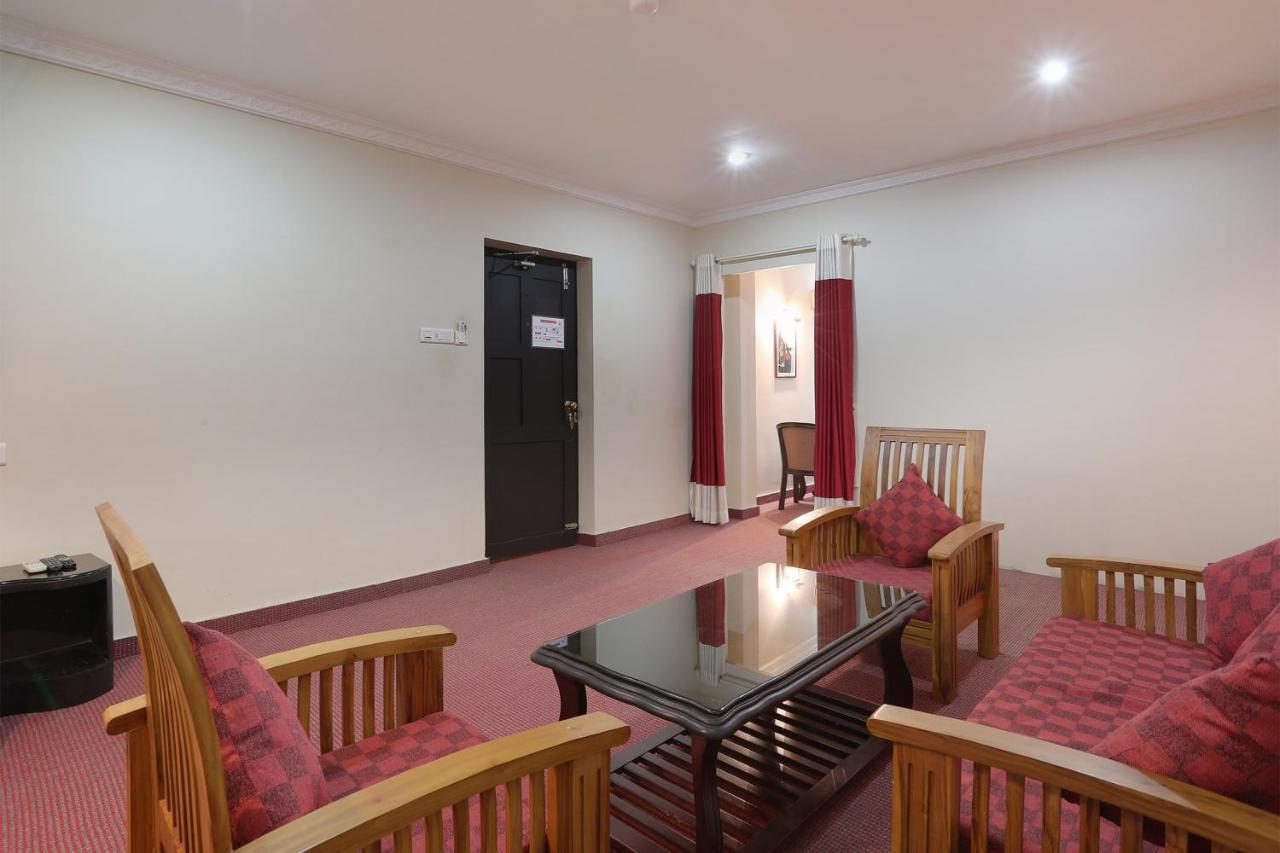 Capital O 46475 Gd International Redfort Hotel Nilambur Luaran gambar