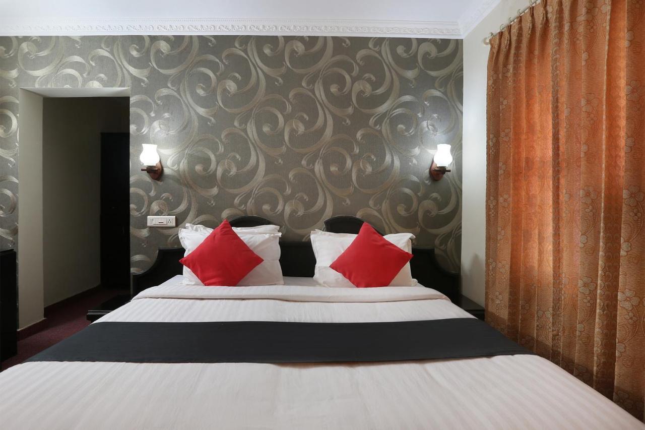 Capital O 46475 Gd International Redfort Hotel Nilambur Luaran gambar